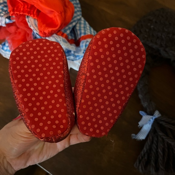 3-6 month old Wizard of Oz Dorothy Costume - Picture 8 of 8